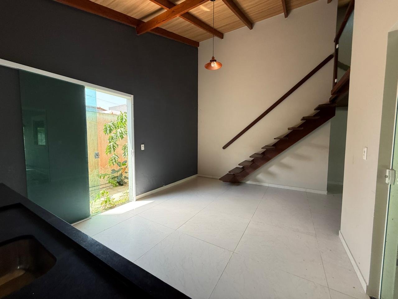 CASA EM CONDOMÍNIO EM CACHA PREGOS